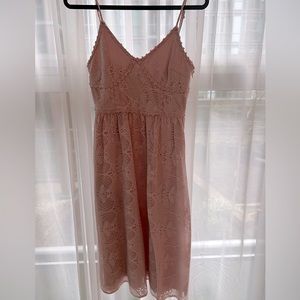 Women’s M blush pink floral lace dress